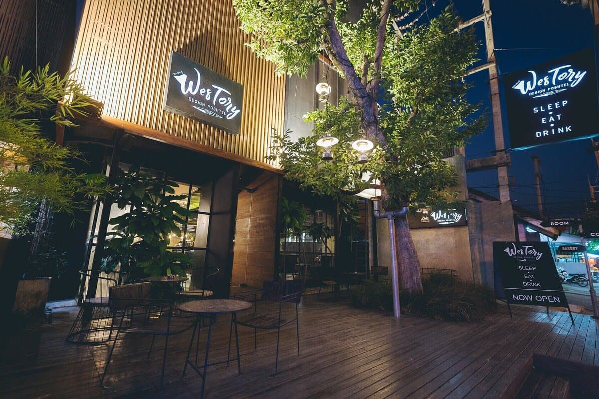 WesTory Design Poshtel